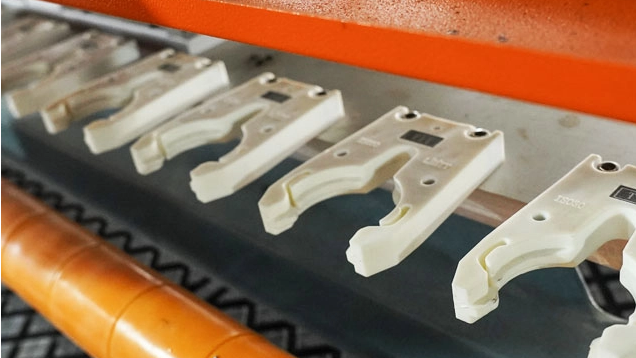 Revolucionando la fabricación de muebles: aplicaciones y estudios de casos de enrutadores CNC para madera